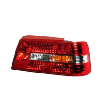 چراغ خطر پژو 405 SLX با سوکت برند مدرن سمت راست