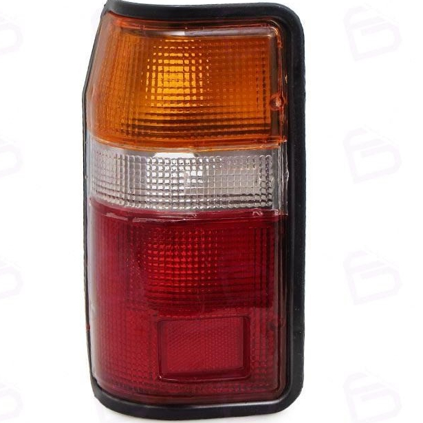 چراغ خطر نیسان جدید برند ساکو سمت چپ